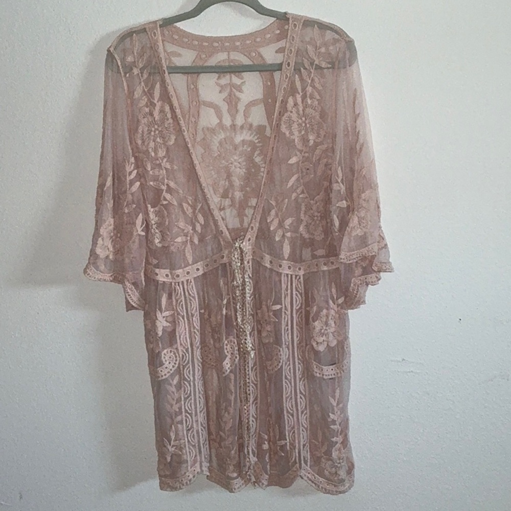 Elegant Lace Kimono Robe